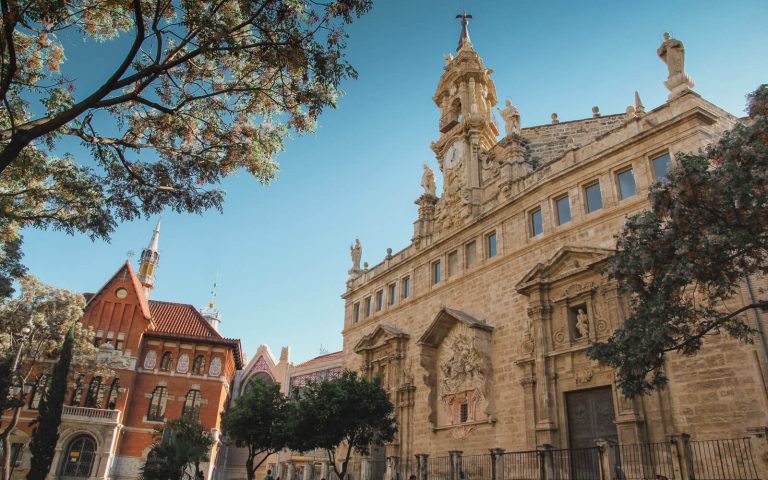 10 Top Places in Spain That You Should Definitely Visit